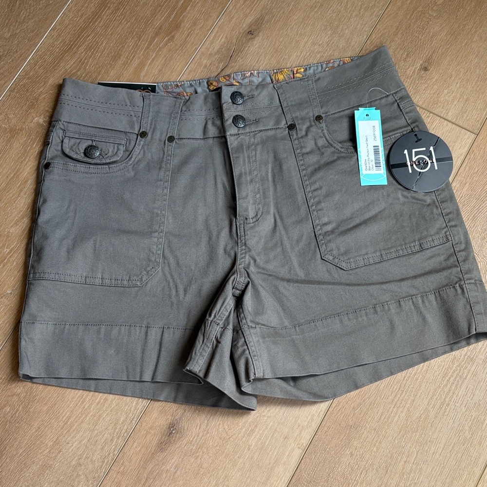 one 5 one Olive Green Floral Waist Shorts